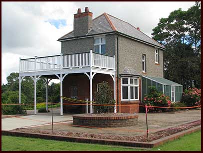 Bert Hinkler House